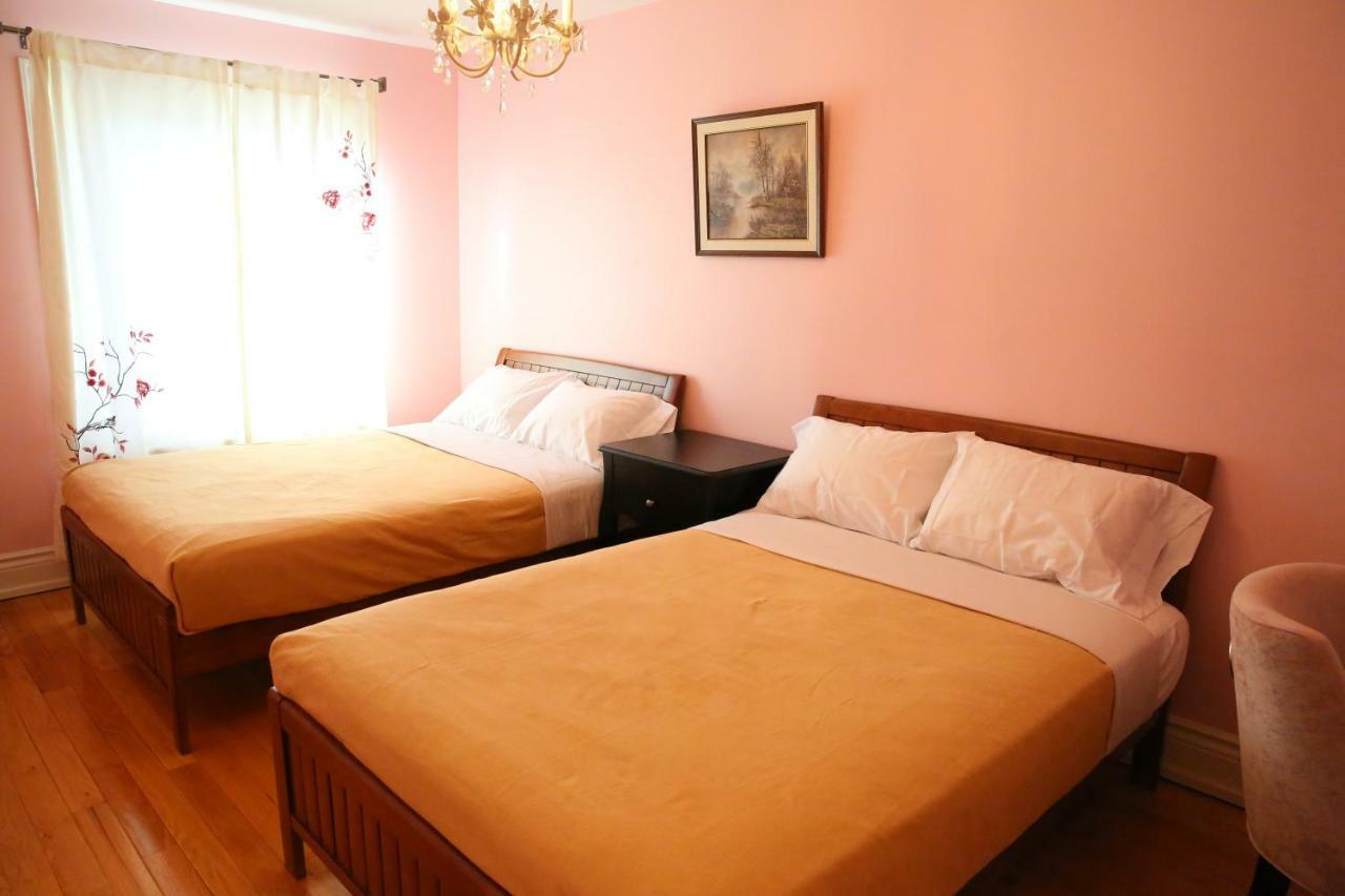 Ya Hua Pei Hotel Toronto Bagian luar foto